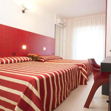 Garden Hotel Molfetta Kültér fotó