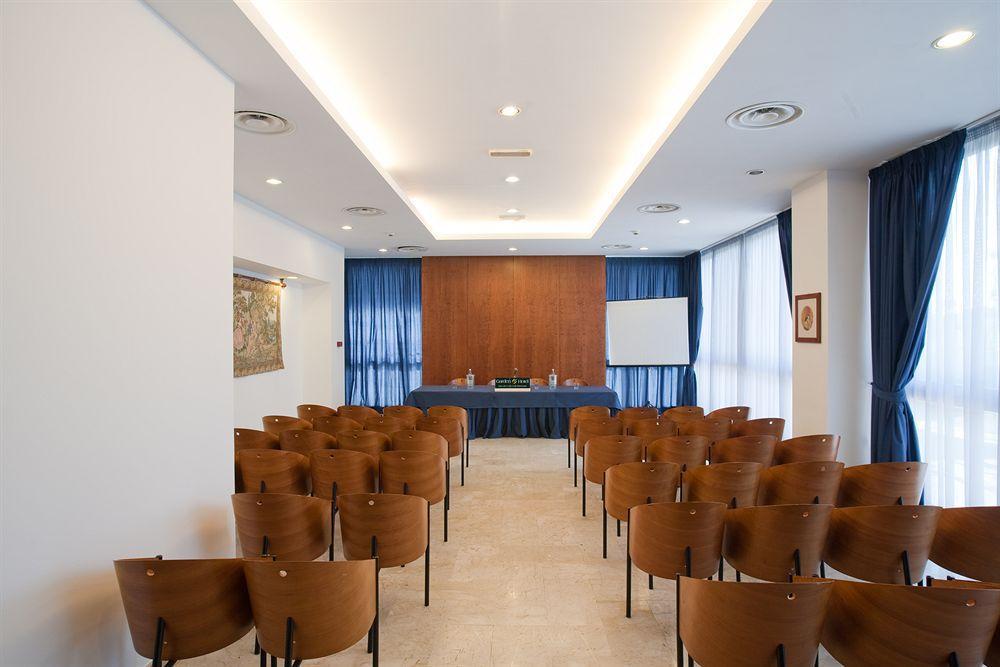 Garden Hotel Molfetta Kültér fotó