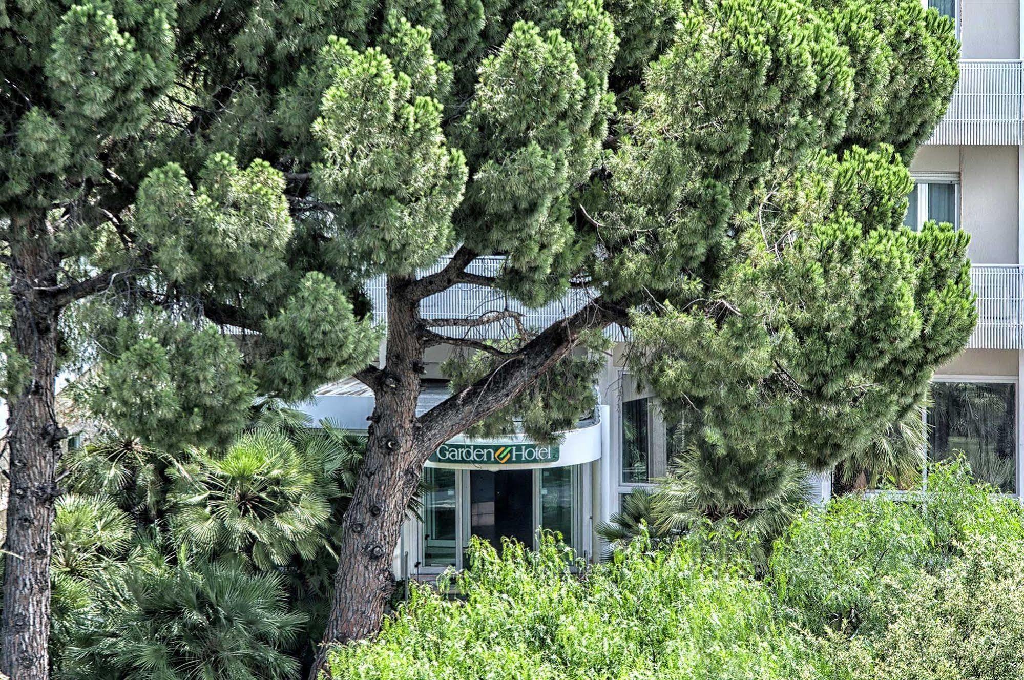 Garden Hotel Molfetta Kültér fotó